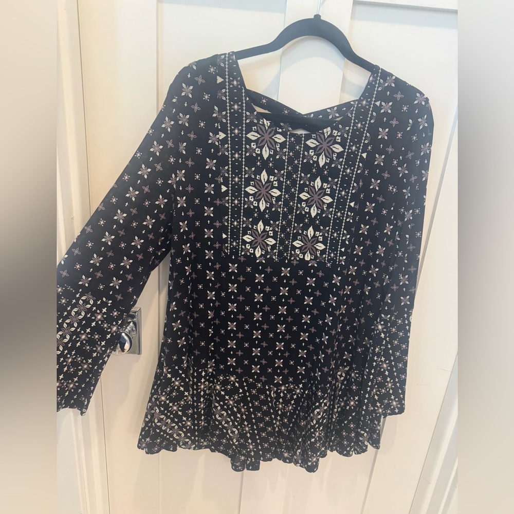Style & Co. Black and White Floral Blouse